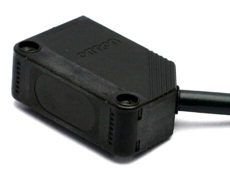 Omron E3Z-D82 Diffuse Type Reflective Sensor