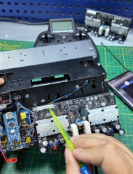 Reactor V1.2 Dual DC Brushed Motor Driver (60V 100A x 2 Output) - Thumbnail